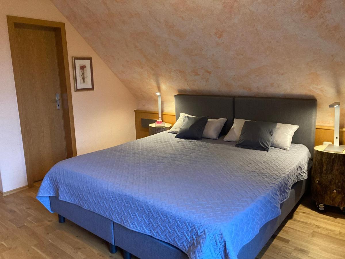 Ferienwohnung Auf Dem Eltenberg Екстер'єр фото